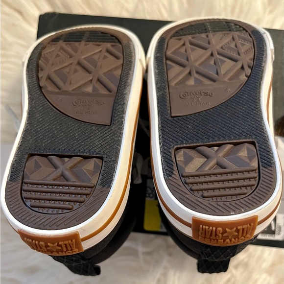 Infant Converse Chuck Taylor All Star Street Mid Toddler's Shoes - Picture 4 of 7